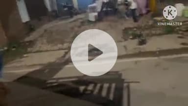 फिरोज़ाबाद: आशफाबाद इलाके में जमीन को लेकर दो पक्षों में जमकर चले लाठी-डंडे, 5 लोग घायल, लाइव वीडियो आया सामने