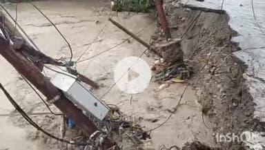 देहरादून: ऋषि नगर क्षेत्र में बारिश से हुआ भारी नुकसान, कई घर और बिजली के खंभे बहे