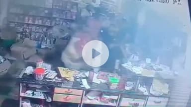 भैंसाखाना में दबंगों ने दुकान में घुसकर दुकानदार व कर्मचारी से की मारपीट, वीडियो वायरल, आरोपी गिरफ्तार