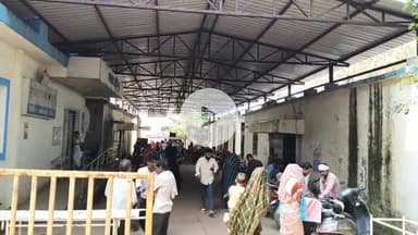 बीना: सिविल अस्पताल प्रांगण में बेहोश मिला 35 वर्षीय युवक, अस्पताल स्टाफ ने भर्ती कराया, पुलिस को सूचना दी