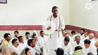 दौसा: दौसा विधायक की उपस्थिति में जिला कांग्रेस कमेटी द्वारा आयोजित हुआ 'वोट चोर - गद्दी छोड़' हकताक्षर अभियान कार्यक्रम