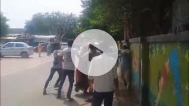 फिरोज़ाबाद: ट्रामा सेंटर में जीजा-साले के बीच जमकर लात-घूसे चले, लाइव वीडियो सोशल मीडिया पर हुआ वायरल