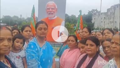 सासाराम: भारत के माननीय सभी प्रधानमंत्रियों का जन्मदिन महिलाओं द्वारा सासरे में धूमधाम से मनाया गया