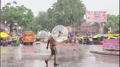 मंझनपुर: प्रधानमंत्री के जन्मदिन पर प्रभारी मंत्री के प्रोटोकॉल में पुलिस ने मंझनपुर चौराहे पर दिखाई अदम्य मुस्तैदी