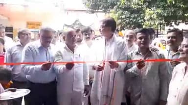 झांसी: जिला महिला अस्पताल में 'स्वस्थ नारी, सशक्त परिवार' कार्यक्रम का आयोजन, झांसी ललितपुर सांसद अनुराग शर्मा रहे मौजूद