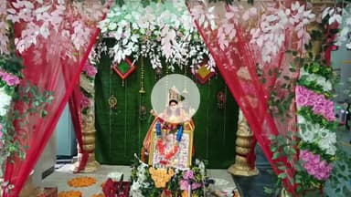 लोहरदगा: लोहरदगा जिले के पावर ग्रिड समेत सभी पावर हाउसों में धूमधाम से मनाई गई विश्वकर्मा पूजा