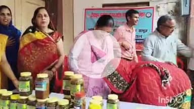 प्रतापगढ़: हादीहाल में सूचना एवं जन संपर्क विभाग द्वारा आयोजित प्रदर्शनी का शुभारंभ राज्यसभा सांसद ने किया