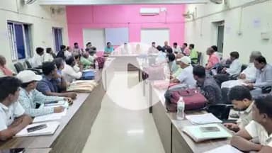 सुपौल: समाहरणालय स्थित लहटन चौधरी सभागार में जिलाधिकारी सावन कुमार की अध्यक्षता में एक महत्वपूर्ण कार्यक्रम आयोजित किया गया