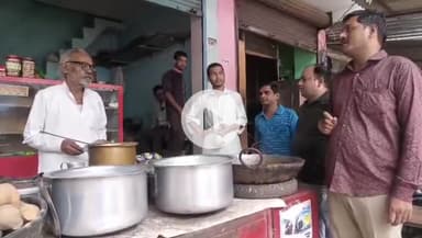 छिबरामऊ: छिबरामऊ में साइबर क्राइम से लड़ने के लिए व्यापारियों ने कसी कमर, व्यापारियों को किया गया जागरूक