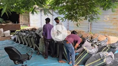 नीमच नगर: नीमच: जेतपुरा फंटे पर 724 किलो अफीम का भूसा जब्त, एक तस्कर गिरफ्तार, आलू की बोरियों में छिपा था