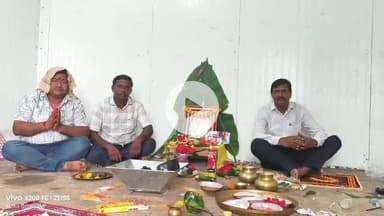 लोहरदगा: लोहरदगा में भक्ति और उत्साह के साथ भगवान विश्वकर्मा की पूजा, घरों और कारखानों में गूंजी आस्था