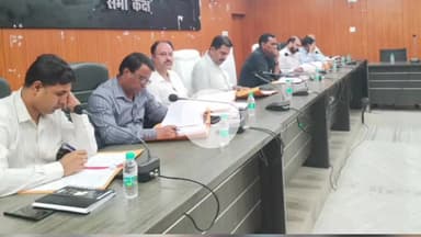 बरौली: दुर्गापूजा को लेकर जिला सभागार मे शांति समिति की बैठक आयोजित