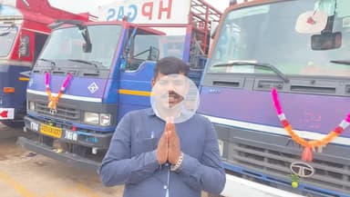 आज17 सितंबर 2021 भगवान विश्वकर्मा जी की पूजा अर्चना किया 
और प्रार्थना किया कि सभी के ऊपर अपनी कृपा दृष्टि बनाए रखें
#VishwakarmaJayanti