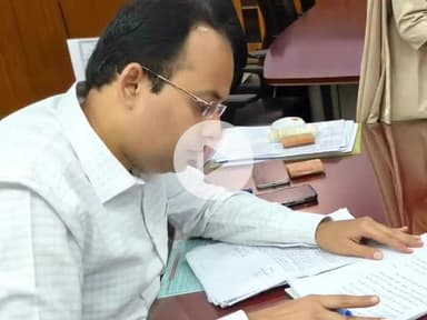 गया टाउन सीडी ब्लॉक: कुछ जमीनों की खरीद-बिक्री पर लगी रोक हुई खत्म, जिलाधिकारी शशांक शुभंकर ने किया विमुक्त