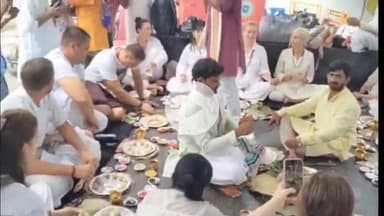 गया टाउन सीडी ब्लॉक: गया के सीताकुंड में यूक्रेन और रूस से आए विदेशी तीर्थयात्रियों ने पितरों के उद्धार के लिए किया पिंडदान