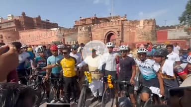 बीकानेर: सेवा पखवाड़े के तहत पॉलीटेक्निक कॉलेज में आयोजित हुई साइकिल रैली, मंत्री अर्जुनराम मेघवाल रहे मौजूद