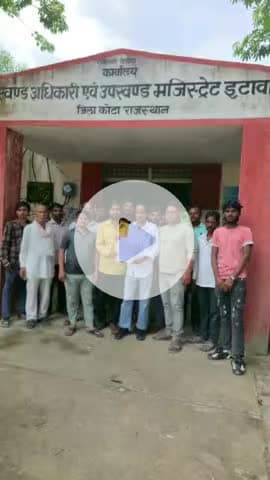 दोषी के ऊपर उचित कानूनी कार्यवाही की जाए और उसका राशन डीलरशिप का लाइसेंस रद्द करने में संबंध में उपखंड अधिकारी को ज्ञापन