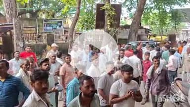 धौलपुर: पुलिस अधीक्षक कार्यालय पर SP से मुलाकात के बाद सभी का कराया गया पोस्टमार्टम