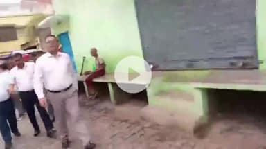 शाहजहांपुर: जिलाधिकारी ने मंडी नगर क्षेत्र के कंपोजिट विद्यालय का निरीक्षण किया