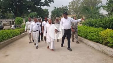 लोहरदगा: डालसा सचिव ने उच्च न्यायालय के निर्देश पर लोहरदगा में छात्रावास व लॉज का निरीक्षण किया, सुविधाओं की जानकारी ली