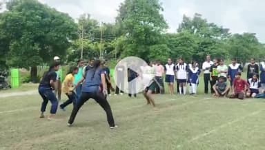 रामपुर: महात्मा गांधी स्टेडियम में BSA ने जनपदीय कबड्डी प्रतियोगिता का आयोजन कराया, कंपोजिट विद्यालय मिलक की टीम ने जीत दर्ज की