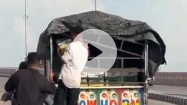 लाडपुरा: गुमानपुरा क्षेत्र के 80 फीट रोड पर चलते लोडिंग वाहन से बदमाशों ने घी का पीपा चुराकर फरार हुए, पुलिस में की गई शिकायत