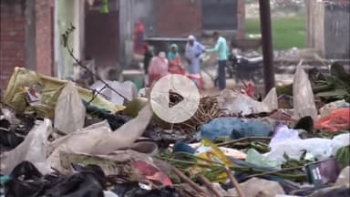 कोल: शाहंशाहबाद गली नं.10 में नालियां चोक, बरसाती पानी से घरों में घुसा गंदा पानी#Jansamasya