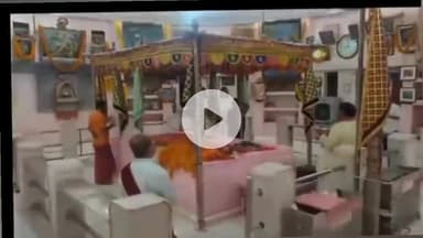 खंडवा नगर: अवधूत संत श्री दादाजी दरबार में गुरुवार को हुई मंगला आरती