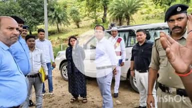 नवादा: अवनैया-खखंदुआ सड़क निर्माण का जिलाधिकारी ने किया निरीक्षण