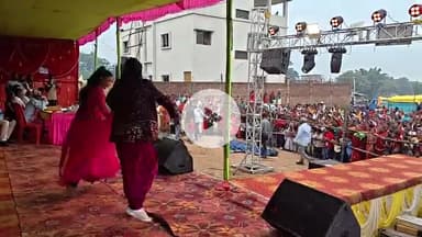 बालूमाथ प्रखंड अंतर्गत चमातू ग्राम के ओजा टोला में जितिया जतरा मेला में सांस्कृतिक कार्यक्रम का हुआ आयोज ।@#@