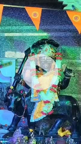 भुसावर: जहाज स्थित कारिस देव बाबा मंदिर में पूजा अर्चना में व्यवधान डालने का आरोप, दूसरे गुट ने सीएम के नाम सौंपा ज्ञापन