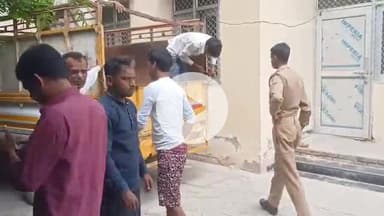 शाहजहांपुर: दियोरनिया गांव के ठेकेदार पेंटर को नोएडा में लोहे की रॉड से किया गया घायल, इलाज के दौरान हुई मौत, शव का आज हो रहा पीएम