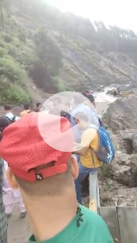 नेताला से हीना तक का रास्ता बंद।