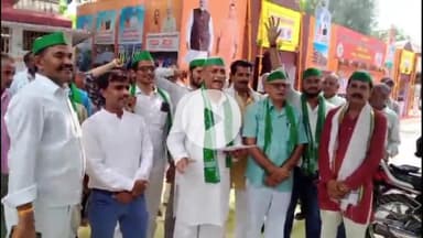 इटावा: भारतीय किसान यूनियन (अराजनैतिक) ने किसानों की समस्याओं को लेकर 11 सूत्रीय मांगों का ज्ञापन कलेक्ट्रेट में सौंपा