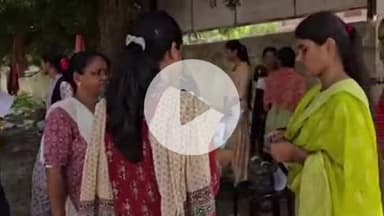 बाड़मेर: राजस्थान ग्रेड फोर्थ (चपरासी) भर्ती परीक्षा का बाड़मेर में आयोजन, कड़ी सुरक्षा और चेकिंग के बाद मिली एंट्री