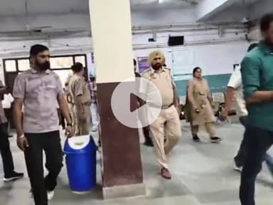 ਲੁਧਿਆਣਾ ਪੂਰਬੀ: ਜਿਲਾ ਕਚਹਿਰੀ ਫੇਸਬੁੱਕ ਇਨਫਲੈਂਸਰ ਗੁਰਵਿੰਦਰ ਪ੍ਰਿੰਕਲ ਗ੍ਰਿਫਤਾਰ, ਇੰਟਰਵਿਊ ਵਿੱਚ ਪਿਸਟਲ ਲਹਿਰਾ ਕੇ ਦਿੱਤੀ ਸੀ ਧਮਕੀ