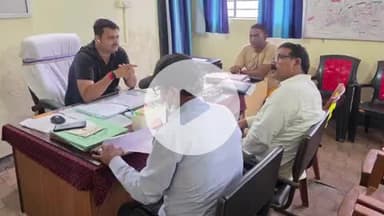 चौपारण: चौपारण थाना प्रभारी की पहल: एनएचएआई कर्मियों के साथ बैठक, सड़क सुरक्षा पर महत्वपूर्ण निर्णय