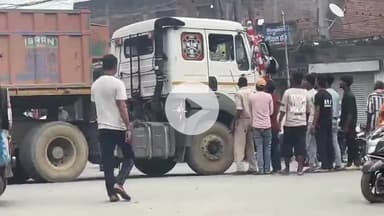 गिरिडीह: टावर चौक पर पुलिस जवान की गुंडागर्दी, वाहन चालक के साथ की बदसलूकी कैमरे में कैद