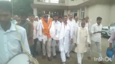 चक्की: चक्की के थानाध्यक्ष को गाजे-बाजे के साथ विदाई दी गई, उमड़ा जनमानस