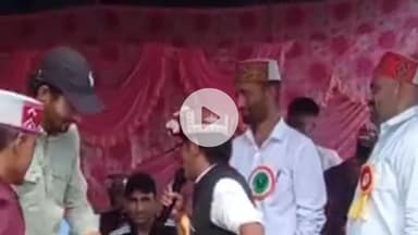 चुराह: आने वाले पंचायती राज चुनाव में जनता से सोच-समझ कर वोट डालने की अपील की चुराह के महान कवि के सोनी ने