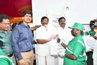 பூவிருந்தவல்லி: மேல் மணப்பேடு பகுதியில்
 தூய்மை மிஷன் 2.0  திட்டத்தை அமைச்சர் நாசர் தொடங்கி வைத்தார்