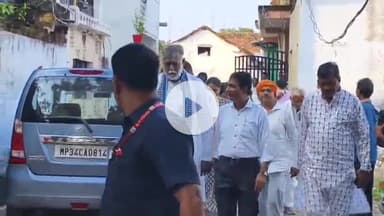 बटियागढ़: बटियागढ़ के जरारु धाम गौ अभ्यारण्य पहुँचे कैबिनेट मंत्री प्रह्लाद पटेल, किया भ्रमण