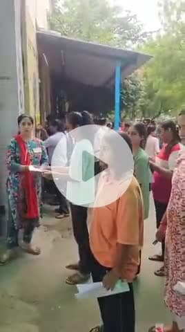 भीलवाड़ा: चतुर्थ श्रेणी कर्मचारी भर्ती परीक्षा शुरू होने से पहले शहर में 21 परीक्षा केंद्रों पर सुरक्षा की माकूल व्यवस्था की गई