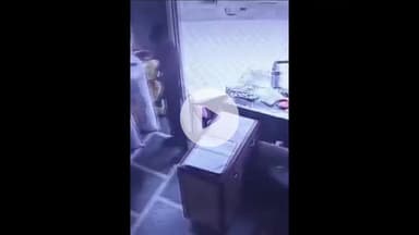 खेकड़ा: रटौल कस्बे में नाबालिगों ने दुकान से ₹5000 चुराए, 1 आरोपी पकड़ा गया, घटना का CCTV वीडियो वायरल