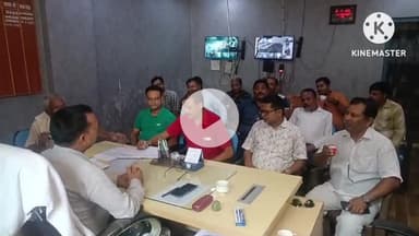 घाघरा: घाघरा बीडीओ ने दुर्गा पूजा समिति के सदस्यों के साथ कार्यालय में की बैठक, दिए दिशा निर्देश