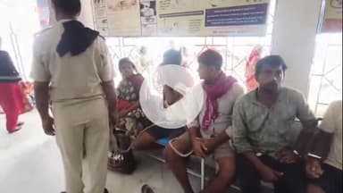 बेगूसराय: उत्पाद पुलिस ने विभिन्न थाना क्षेत्रों में छापेमारी कर एक महिला सहित 13 लोगों को किया गिरफ्तार