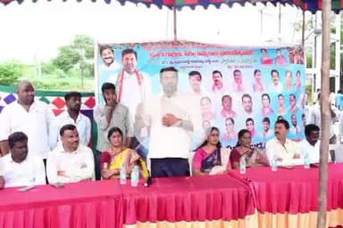 జడ్చర్ల: జడ్చర్ల కావేరమ్మపేటలో కొత్తగా ఏర్పాటు చేసిన గొర్రెల, మేకల సంత ప్రారంభం హాజరైన ఎమ్మెల్యే జనంపల్లి అనిరుధ్ రెడ్డి