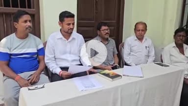 गिरिडीह: गिरिडीह साउंड एसोसिएशन नगर कमिटी की बैठक बजरंग चौक स्थित ईश्वर स्मृति भवन में अजय शिवानी की अध्यक्षता में हुई