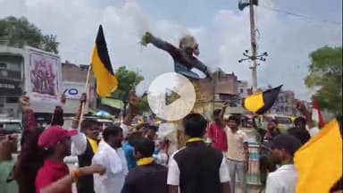 मंझनपुर: एआईएमआईएम प्रदेश अध्यक्ष के बयान से भड़का पासी समाज, सुहेलदेव आर्मी ने मंझनपुर चौराहे पर सौंपा ज्ञापन और फूंका पुतला