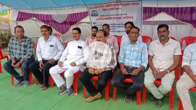 सागर नगर: सहकारिता समिति के कर्मचारियों का कलम बंद आंदोलन जारी, तेरहवें दिन भी हड़ताल